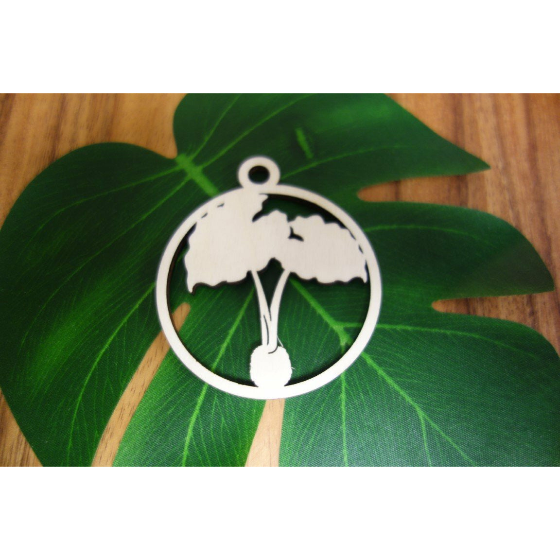 Kalo Plant Keepsake Ornament
