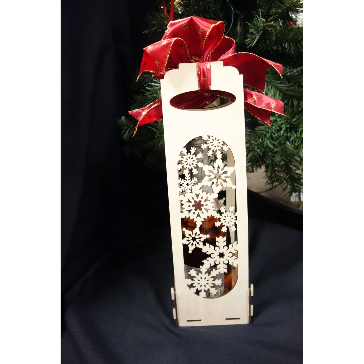 Holiday Snowflake Wine Carrier