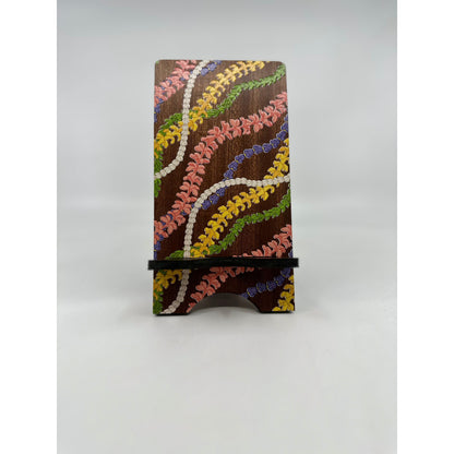 Laser Cut Sapele Plywood Phone Stand - Wavy Lei